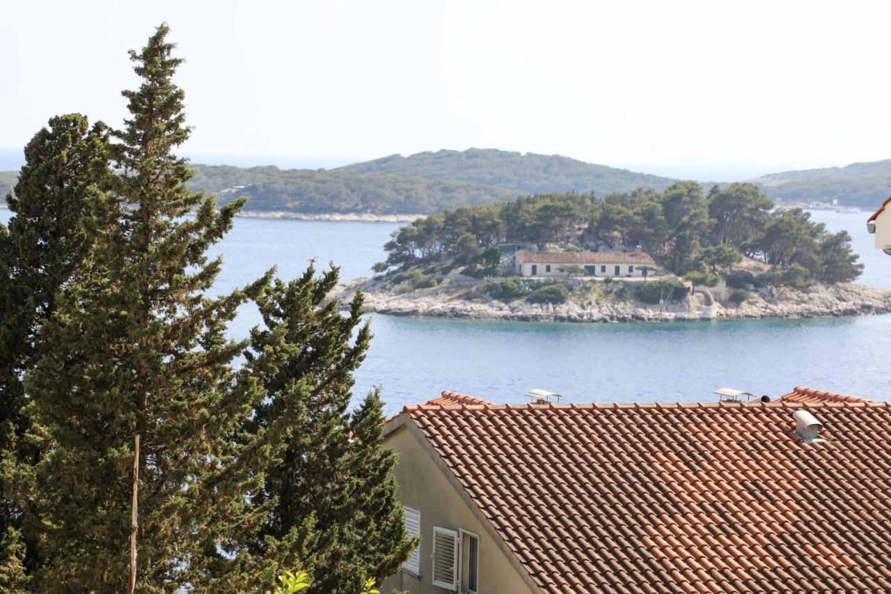 Adria Apartment Hvar Town Luaran gambar
