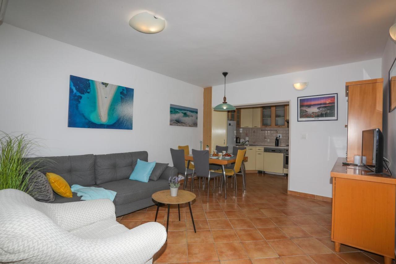 Adria Apartment Hvar Town Luaran gambar